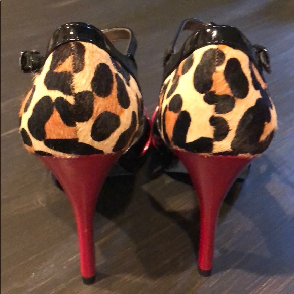 Moda Spana Leopard Pumps - Picture 3 of 4